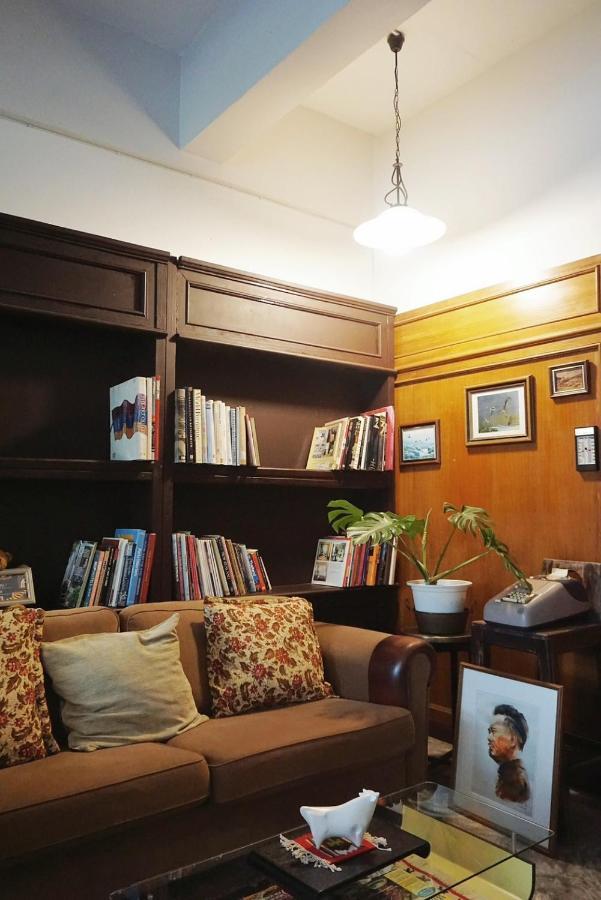 Manee Guesthouse And Record บ้านมานี 치앙마이 외부 사진