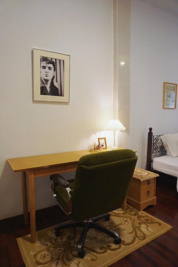 Manee Guesthouse And Record บ้านมานี 치앙마이 외부 사진