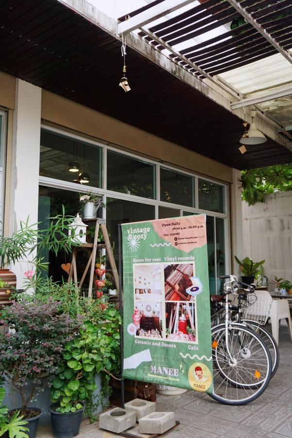 Manee Guesthouse And Record บ้านมานี 치앙마이 외부 사진