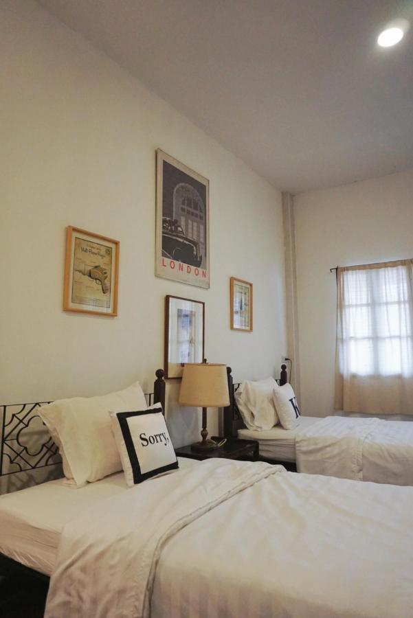 Manee Guesthouse And Record บ้านมานี 치앙마이 외부 사진