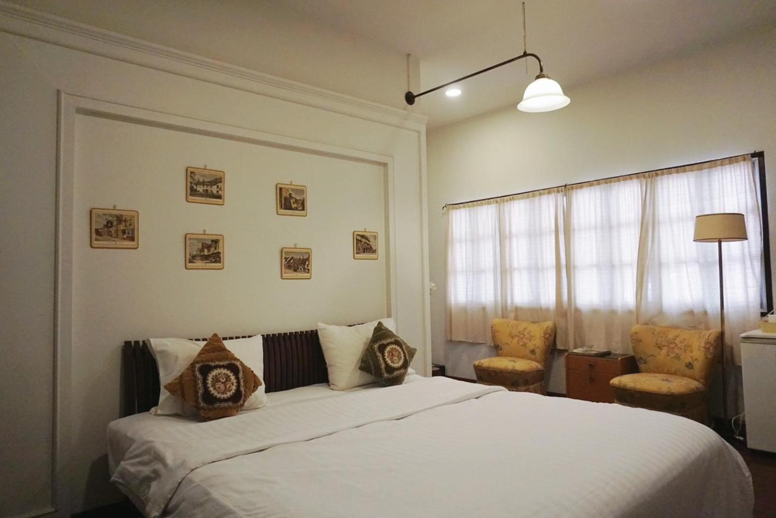 Manee Guesthouse And Record บ้านมานี 치앙마이 외부 사진